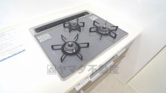 3口コンロありますので手の込んだお料理もラクチンです。