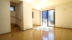 家族の食事や団らんのほか、子どもを遊ばせたり、友人を招いたりするＬＤＫは住まいの中心です。